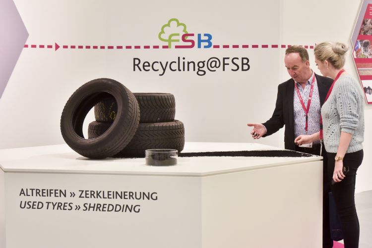 Recycling speelde een belangrijke rol op de FSB (foto: Koelnmesse Image database). Recycling speelde een belangrijke rol op de FSB (foto: Koelnmesse Image database).